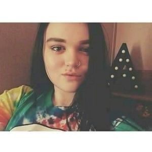 Meet your Posher, Adrianna